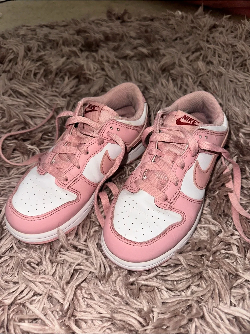 Nike Kids Pink and White Low-Top Sneakers with Swoosh